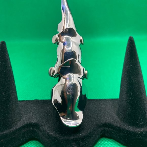 Silver Punk Knuckle Ring - Picture 1 of 8